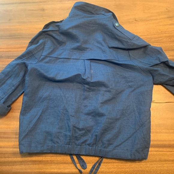 Jacket - Picture 3 of 3